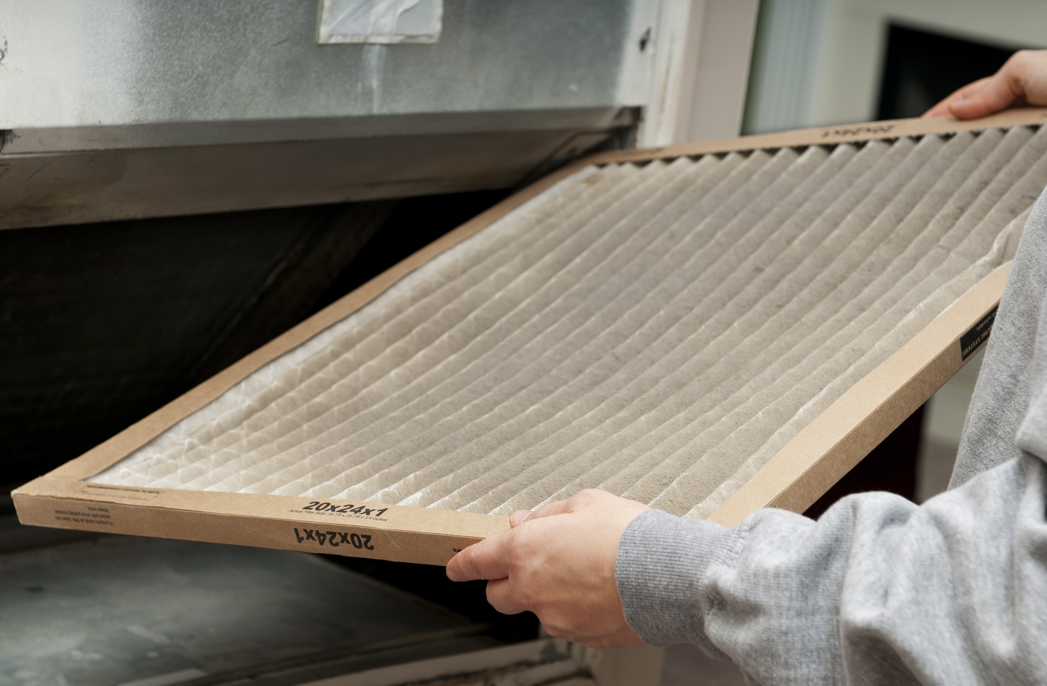 Air Filter Decisions: Should You Choose Disposable or Permanent?